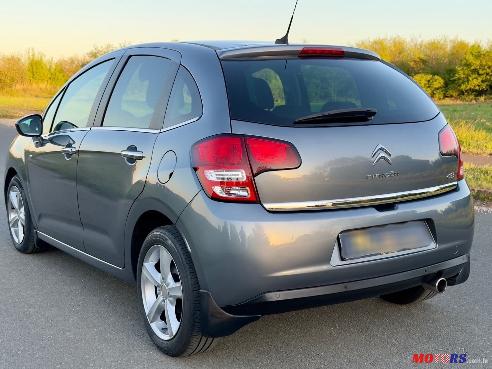 2010' Citroen C3 1,6 Hdi photo #4