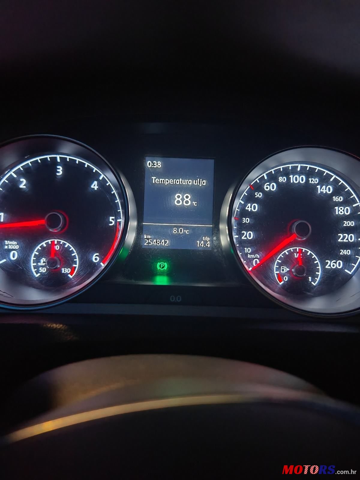 2015' Volkswagen Golf VII Variant photo #3