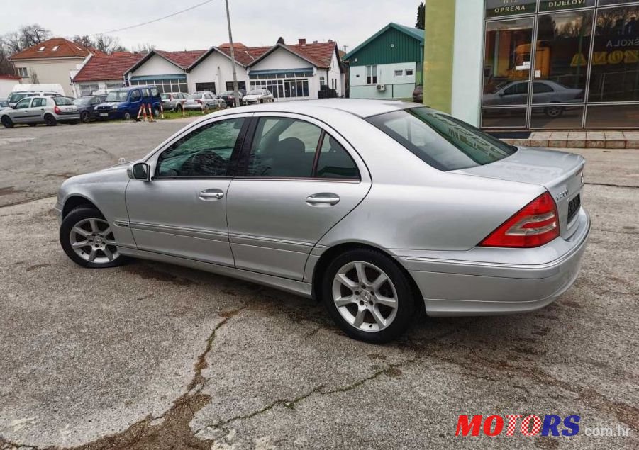 2006' Mercedes-Benz C-Klasa 200 photo #1