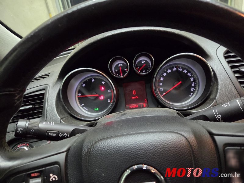 2010' Opel Insignia 2,0 Cdti photo #5