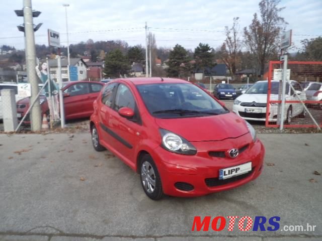 2011' Toyota Aygo 1,0 Vvt-I photo #1