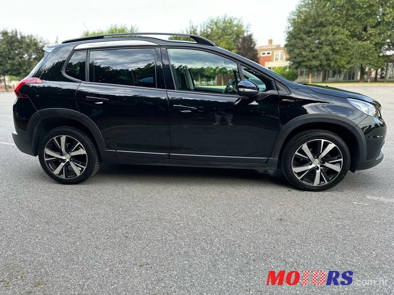 2019' Peugeot 2008 1,5 Bluehdi photo #3