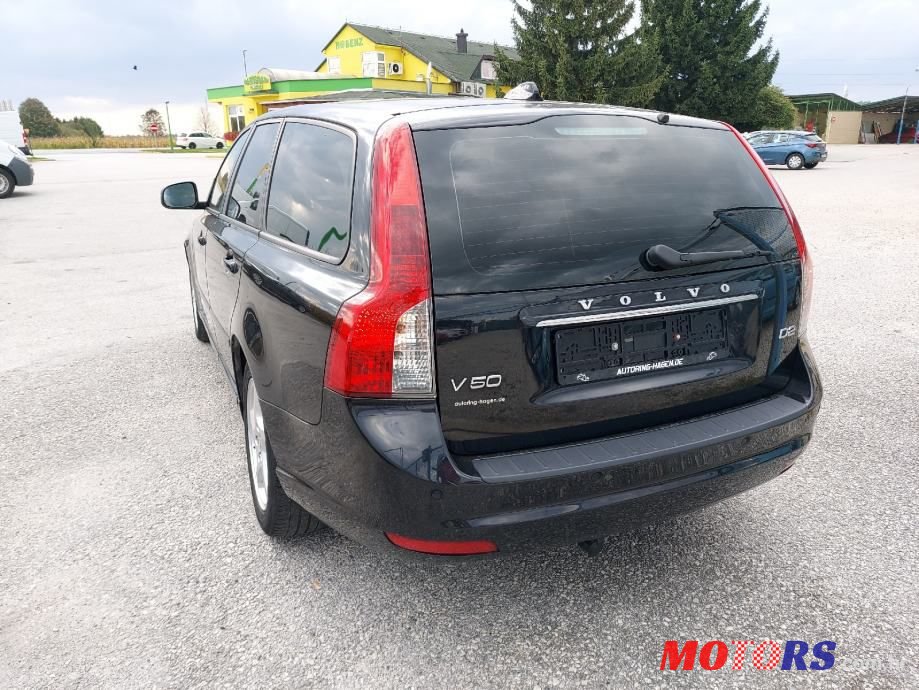 2011' Volvo V50 D2 photo #4