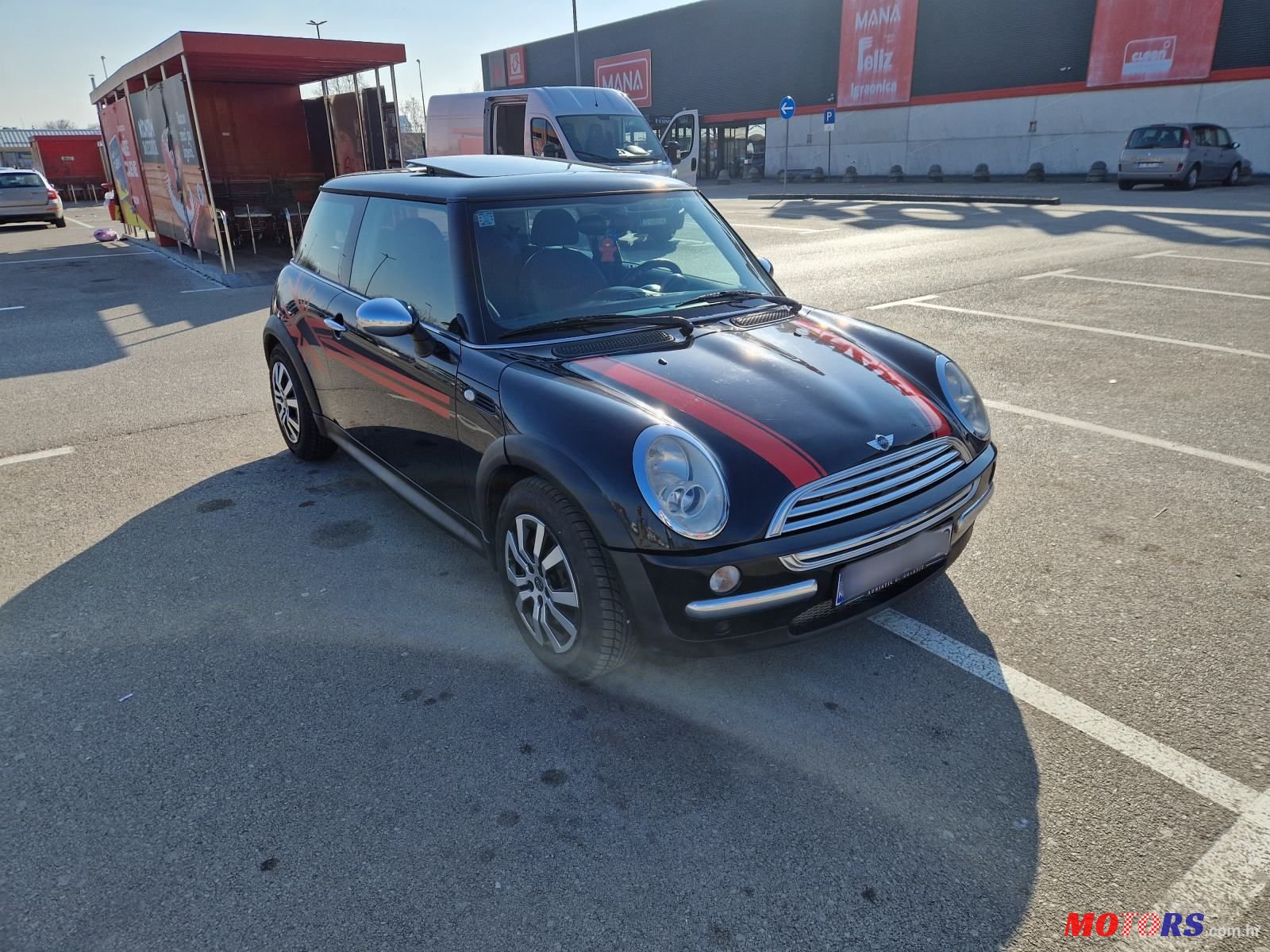 2004' MINI Cooper Mini One photo #3