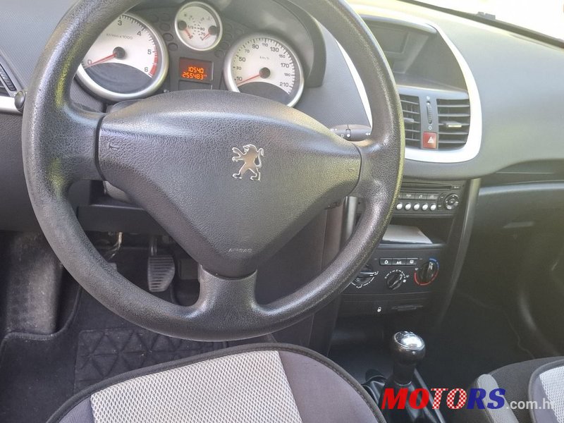 2008' Peugeot 207 1,4 Hdi photo #6
