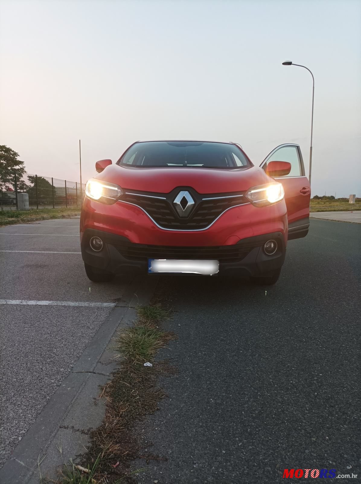 2016' Renault Kadjar Dci 110 photo #1