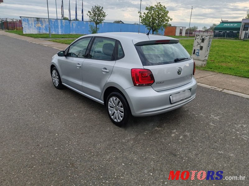 2010' Volkswagen Polo 1,6 Tdi photo #6