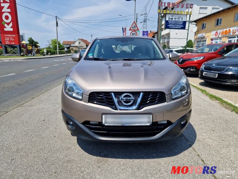 2013' Nissan Qashqai 1,6 Dci photo #2