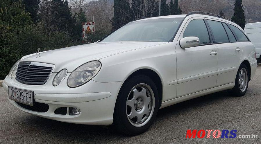 2005' Mercedes-Benz E-Klasa 220 Cdi Classic photo #2