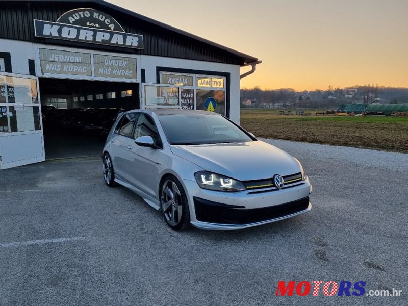 2015' Volkswagen Golf 7 1,6 Tdi photo #3