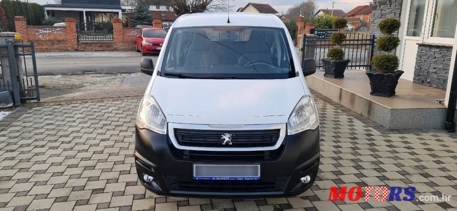 2016' Peugeot Partner 1,6 photo #3