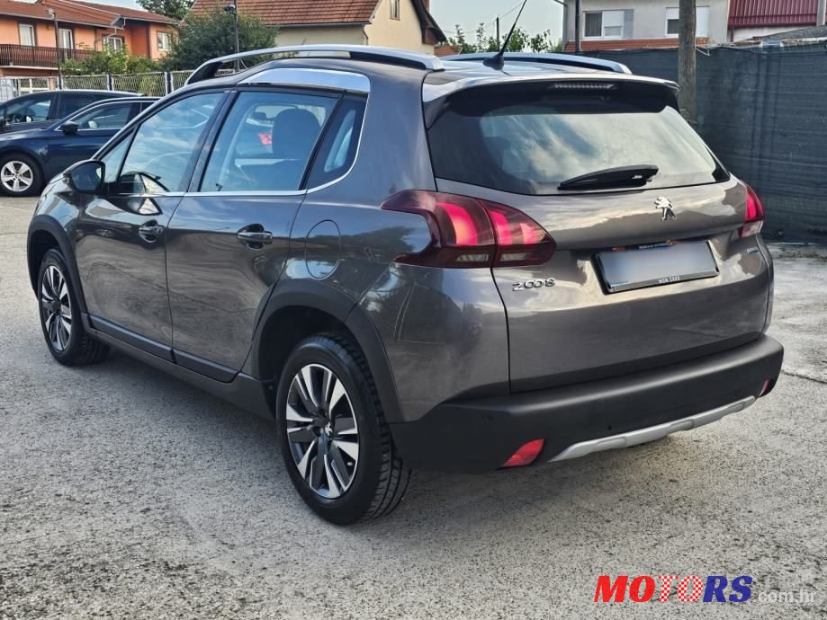 2017' Peugeot 2008 1,2 photo #2