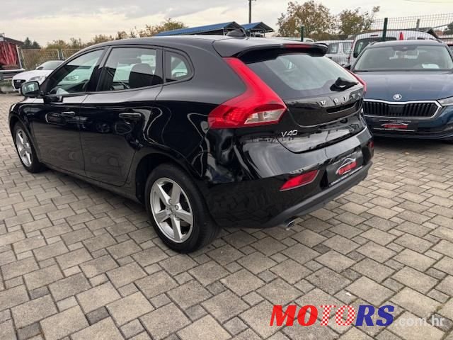 2018' Volvo V40 V40 D2 photo #3