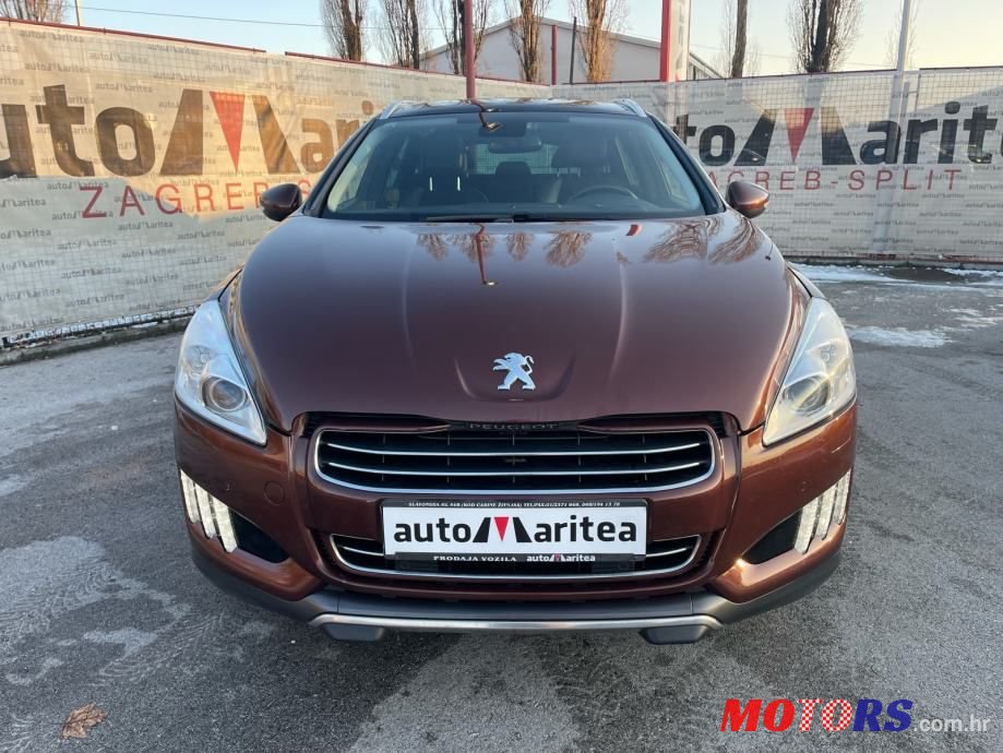 2012' Peugeot 508 Hybrid photo #2