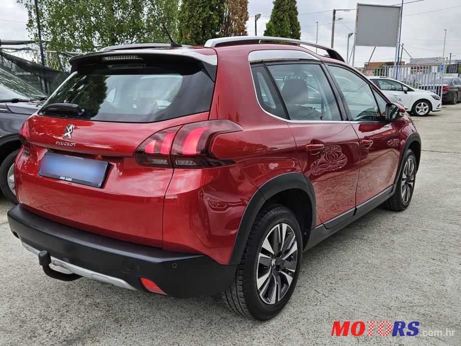 2017' Peugeot 2008 photo #5