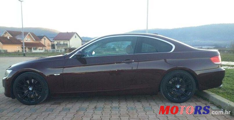 2007' BMW Serija 3 330Ci photo #4