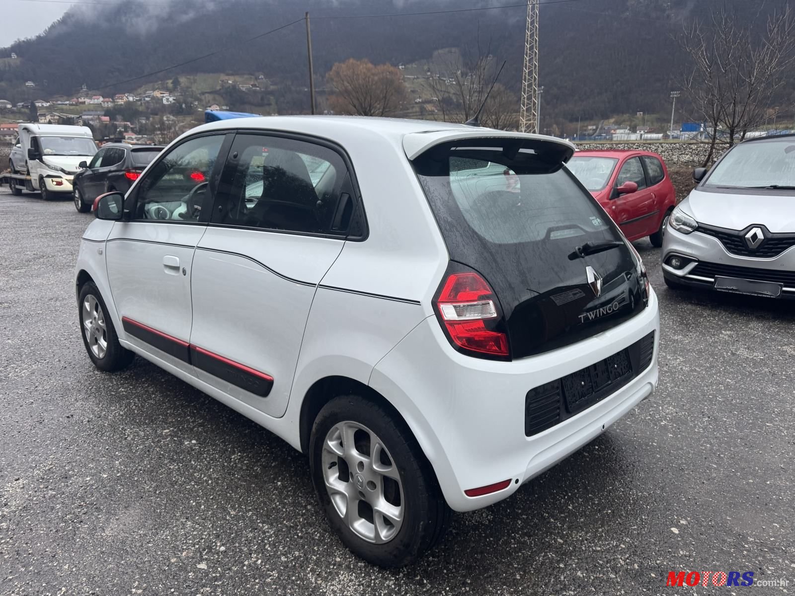 2015' Renault Twingo Sce photo #4