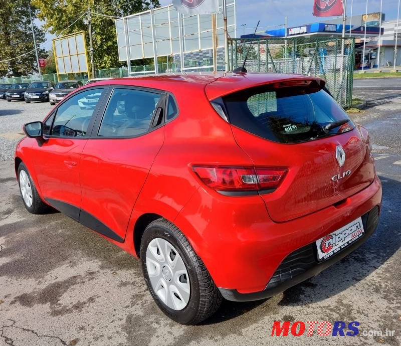 2013' Renault Clio 1,2 16V photo #4