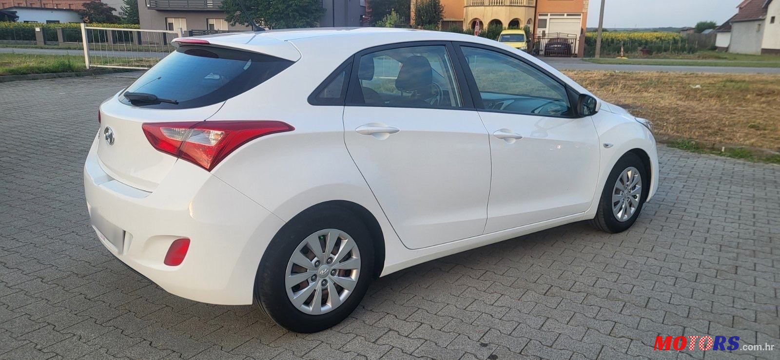 2016' Hyundai i30 1,4 Crdi photo #3