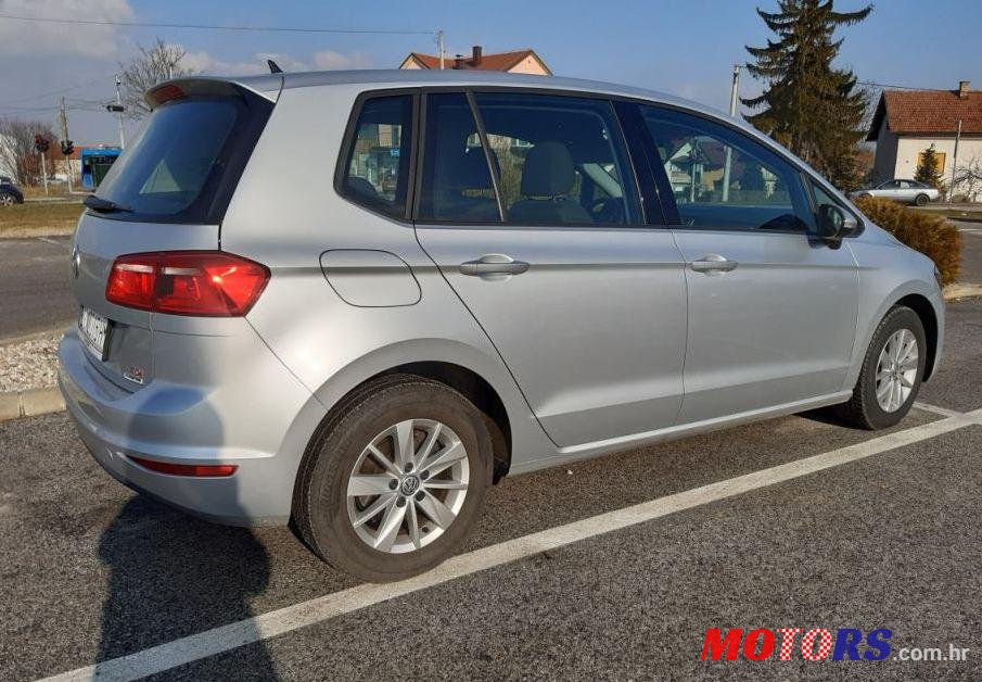 2017' Volkswagen Golf Sportsvan 1.6 Tdi photo #1