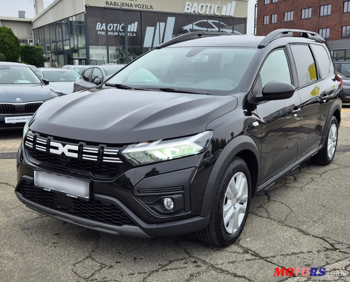 2024' Dacia Jogger photo #2