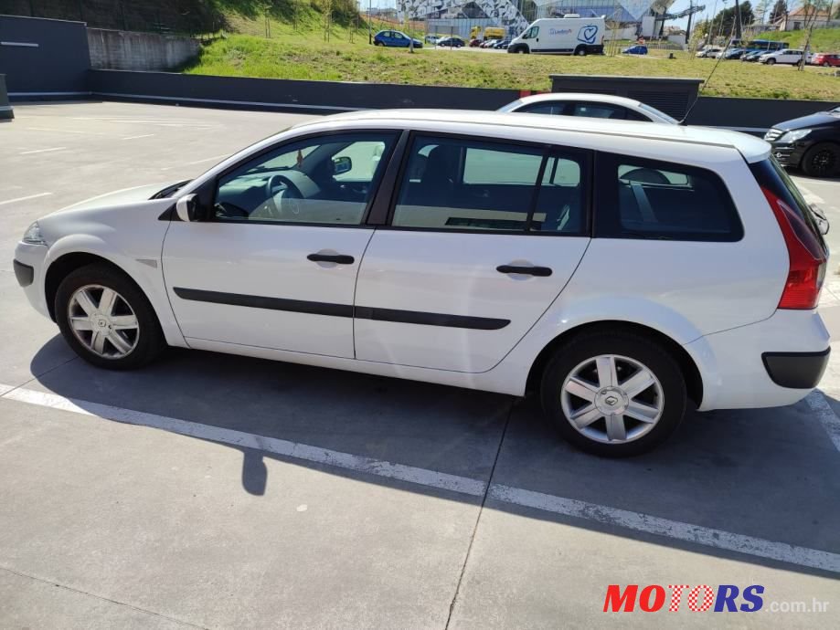 2008' Renault Megane Grandtour 1,5 Dci photo #2