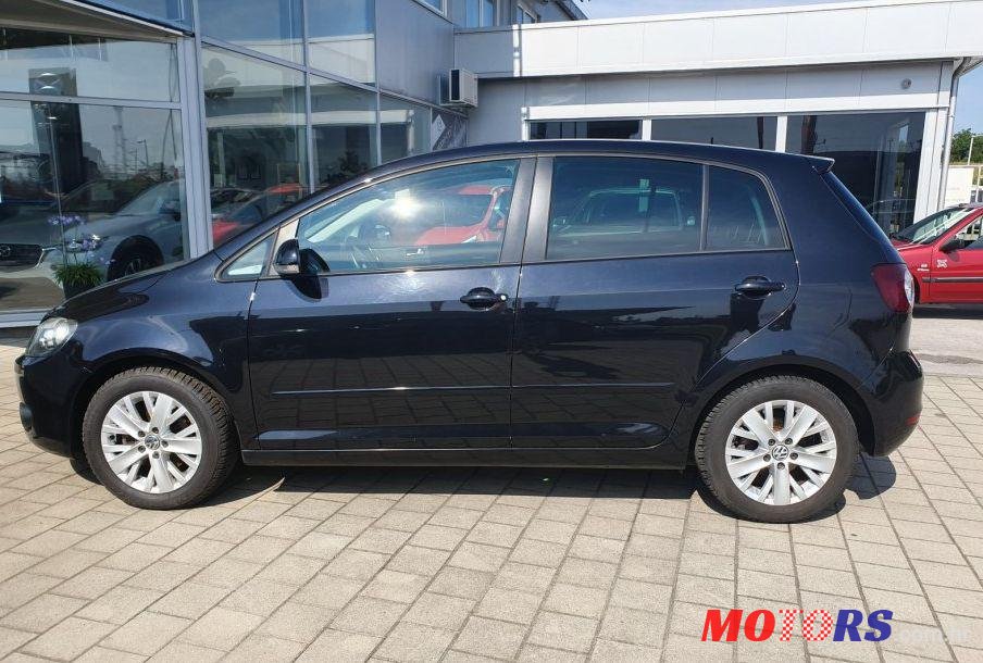 2011' Volkswagen Golf Plus 1,6 Tdi photo #1