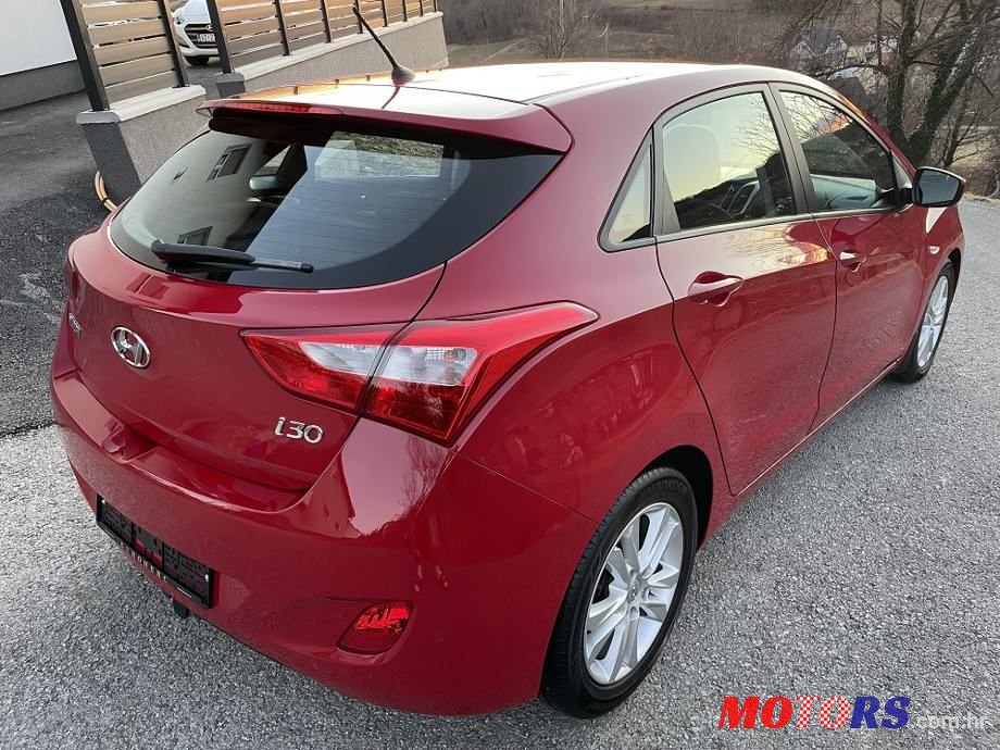 2014' Hyundai i30 1,6 Crdi photo #3