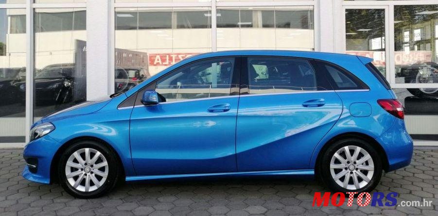 2017' Mercedes-Benz B-Klasa 180 D photo #1