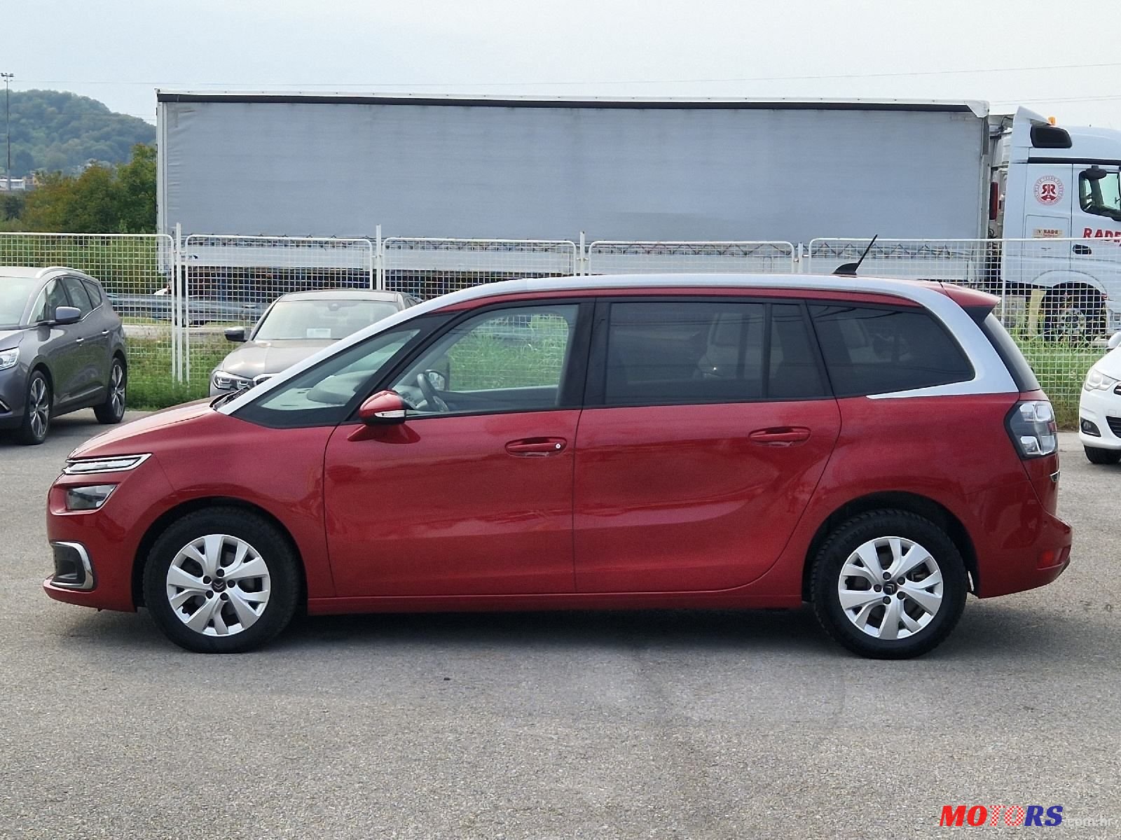 2019' Citroen C4 SpaceTourer photo #5