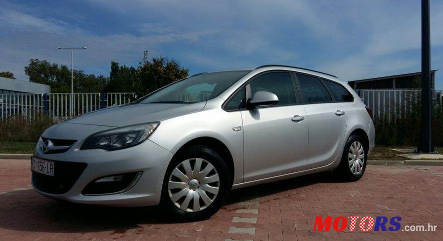 2013' Opel Astra Karavan 1,7 Cdti Sport photo #1