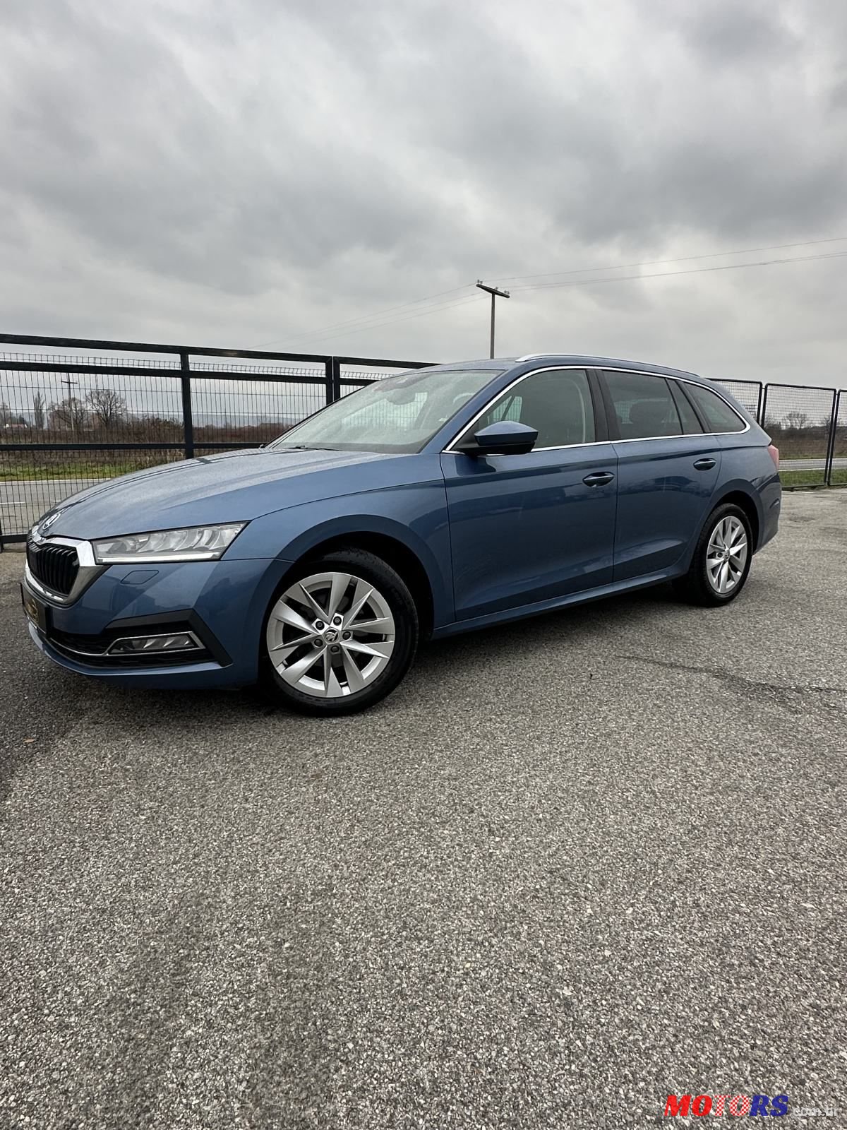 2020' Skoda Octavia Combi photo #2
