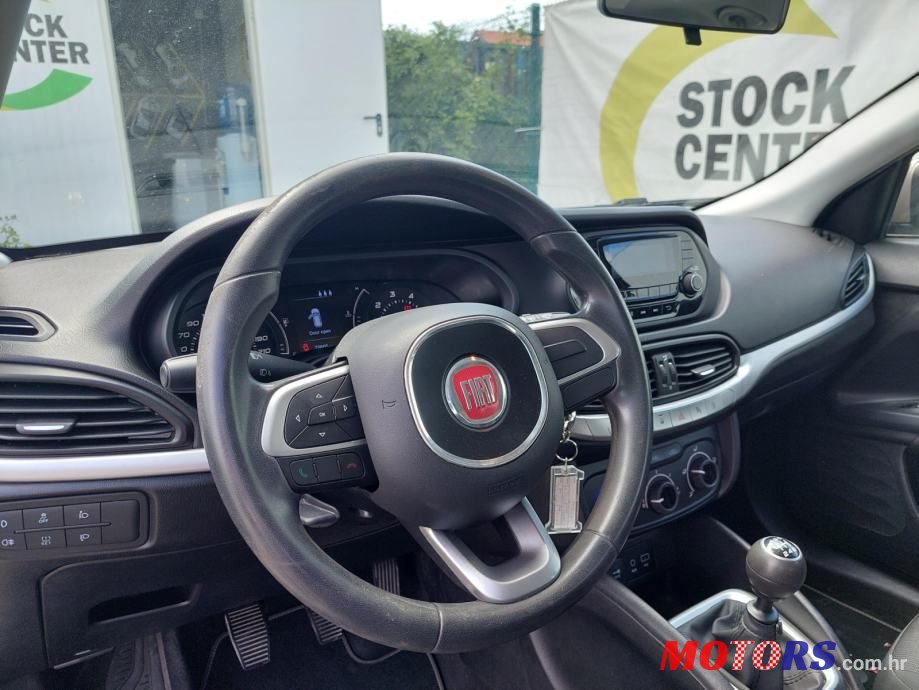 2017' Fiat Tipo photo #6