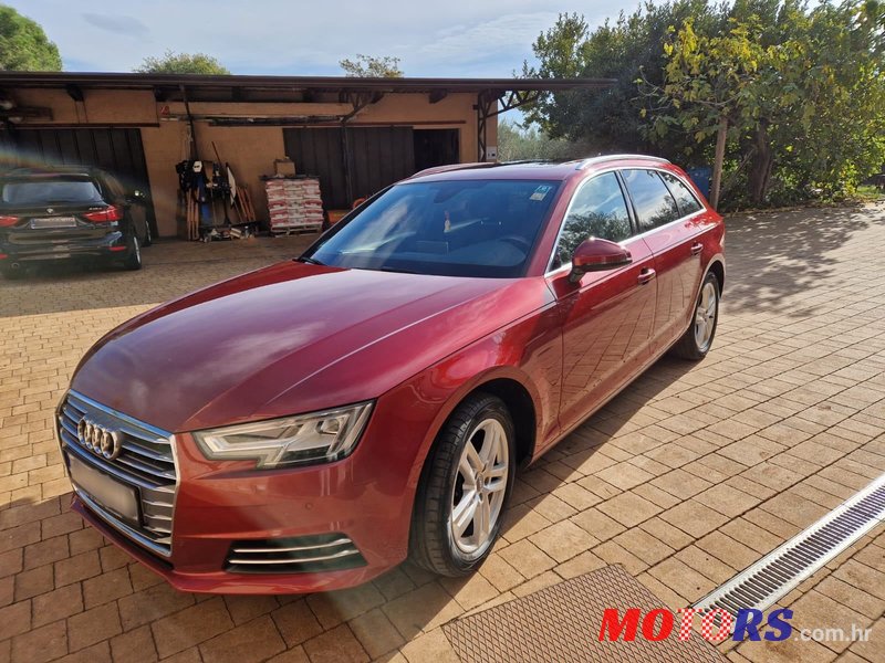 2017' Audi A4 Avant photo #5