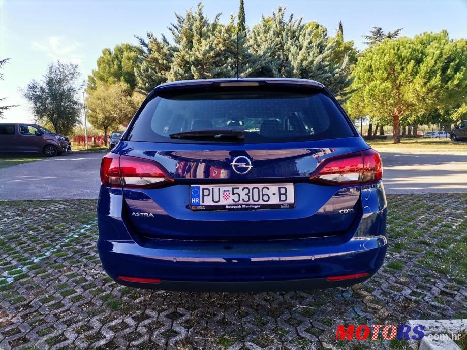 2019' Opel Astra 1,6 photo #1