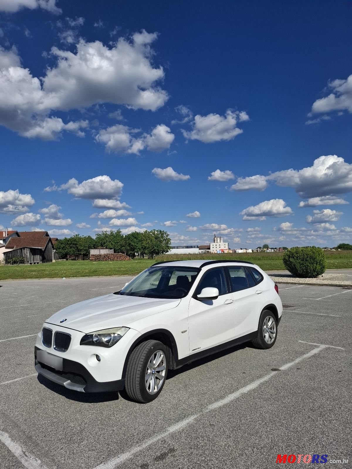 2010' BMW X1 Xdrive18D photo #1