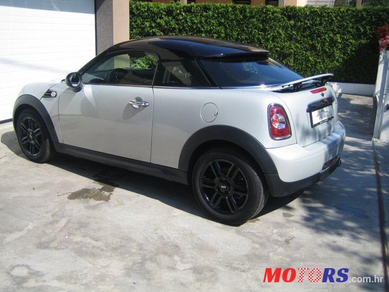 2013' MINI Cooper Coupe photo #1