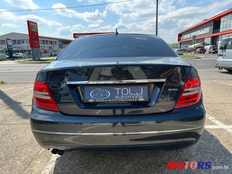 2011' Mercedes-Benz C-Klasa 200 Cdi photo #4