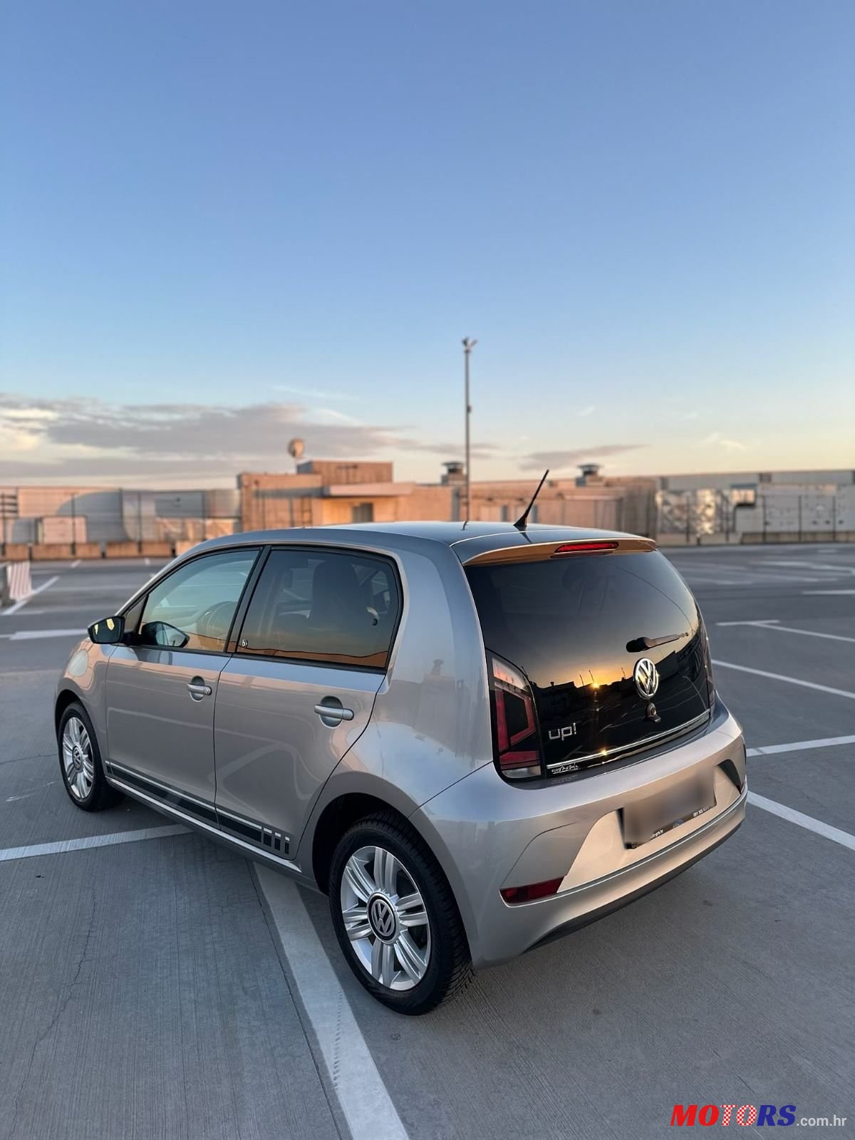 2019' Volkswagen Up! 1,0 photo #2