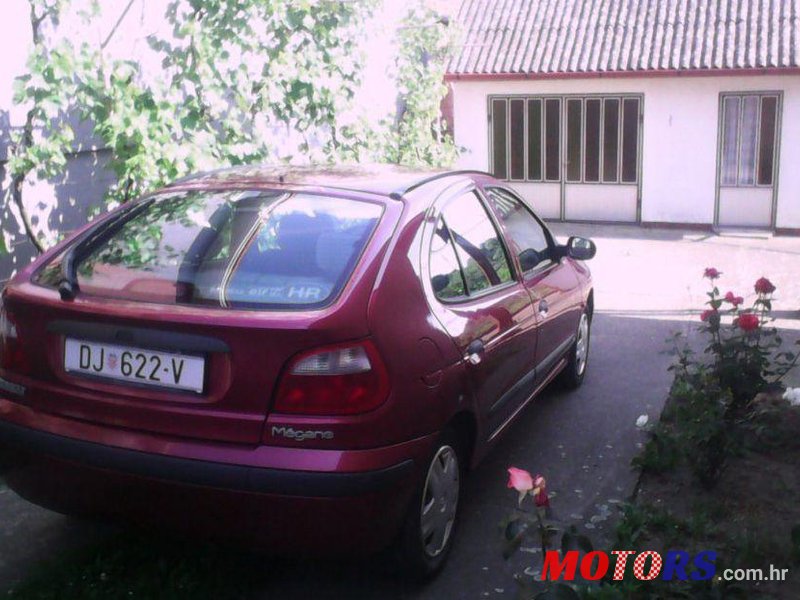 1999' Renault Megane 1,4 photo #1