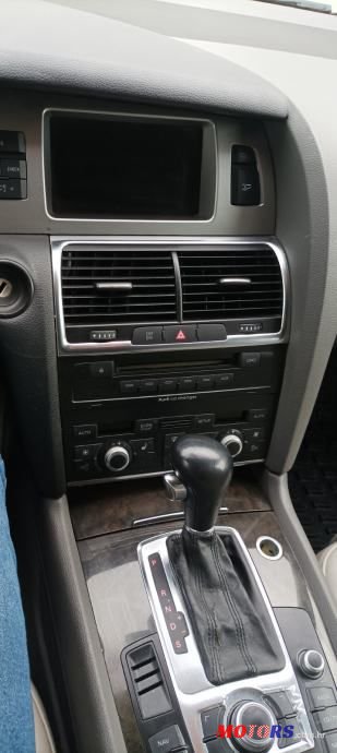 2006' Audi Q7 photo #5