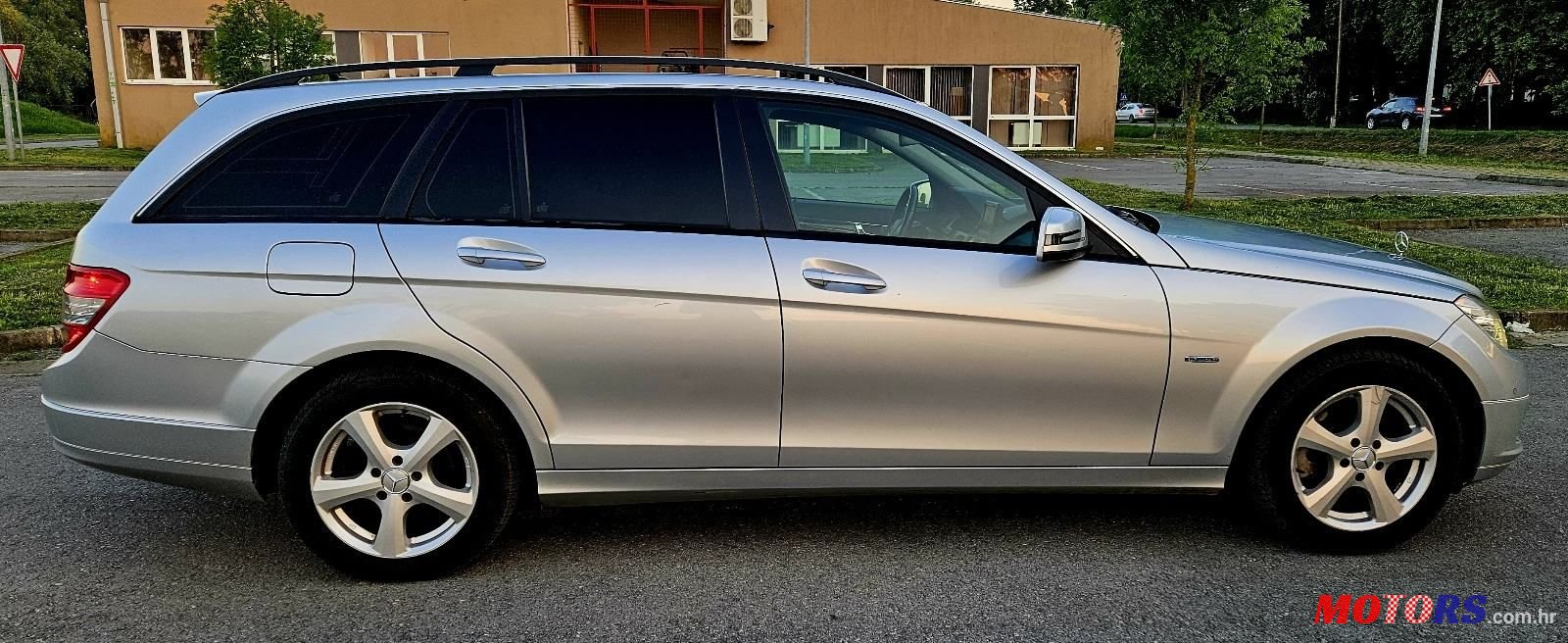 2010' Mercedes-Benz C-Klasa T-Model 220 Cdi T photo #3