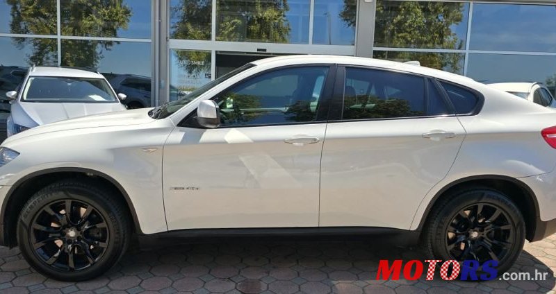 2011' BMW X6 40D photo #2