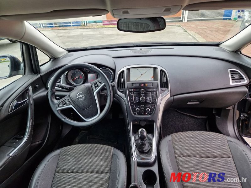 2014' Opel Astra 1.7 Cdti photo #6