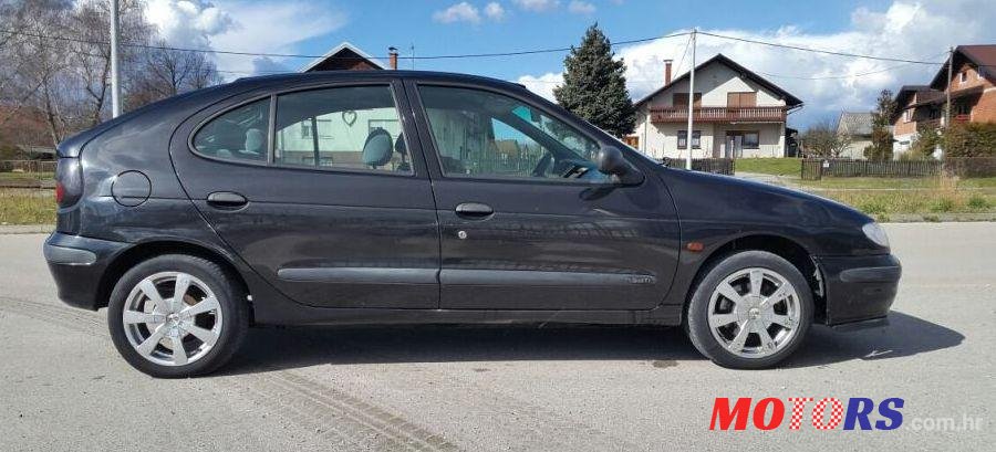 1998' Renault Megane 1,9 Tdi photo #1