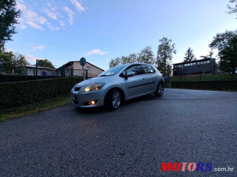 2007' Toyota Auris Sport photo #1