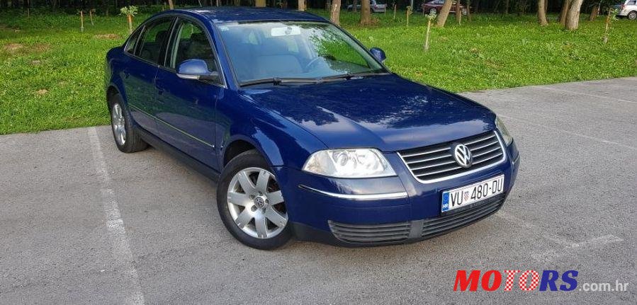 2004' Volkswagen Passat 1,9 Tdi photo #1