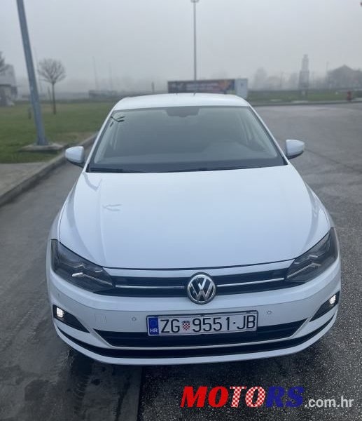 2019' Volkswagen Polo photo #3