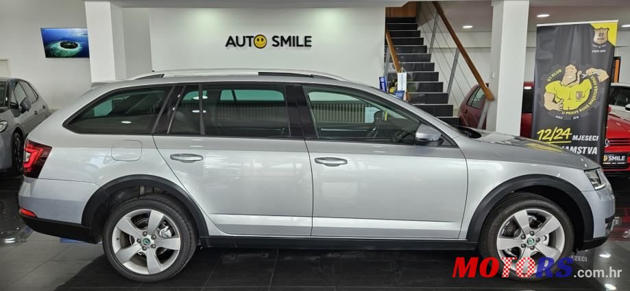 2013' Skoda Octavia Combi photo #6