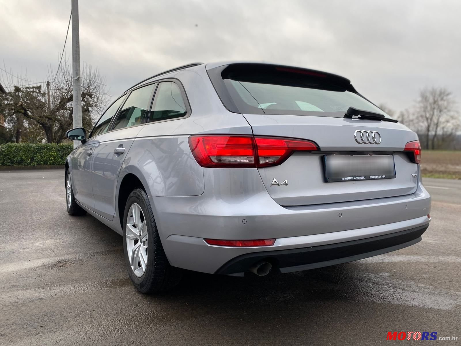 2018' Audi A4 Avant photo #5